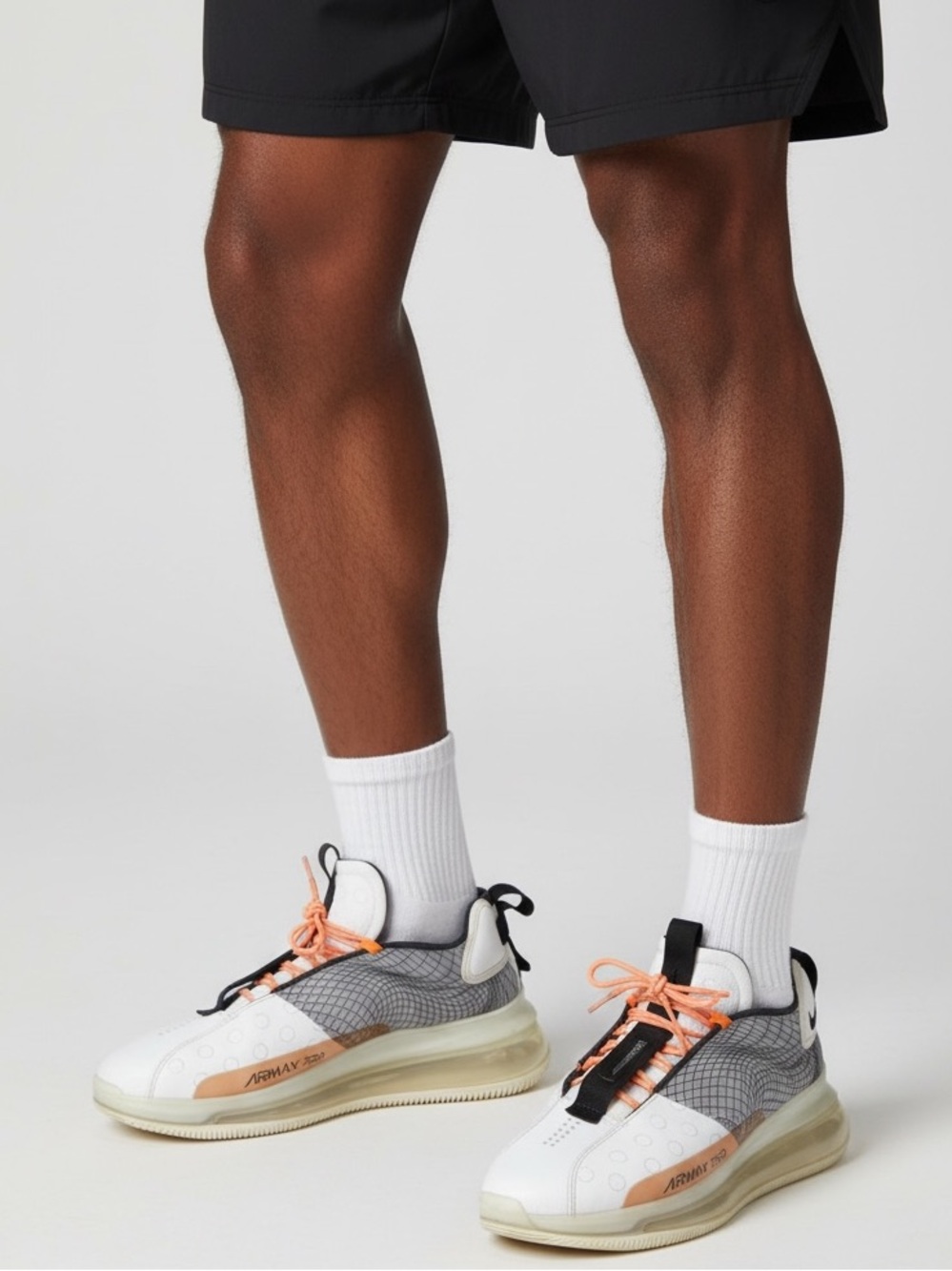 Nike Air Max 720 Men’s Size 12 White Black Orange Gray 2019 Rare AQ430-100 - Picture 7 of 7